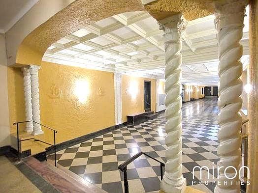 2nd image of 240 Crown St APT 3C