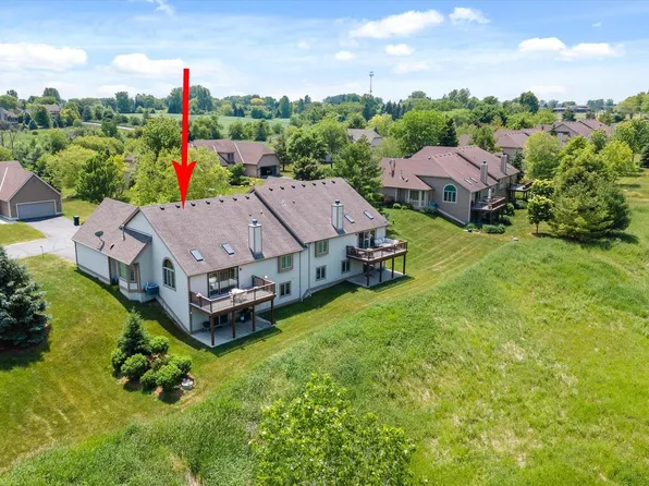 2054 Upper Ridge ROAD, Port Washington, WI 53074