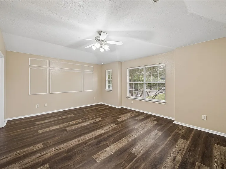 14334 Fairbuff Ln — Photo 6