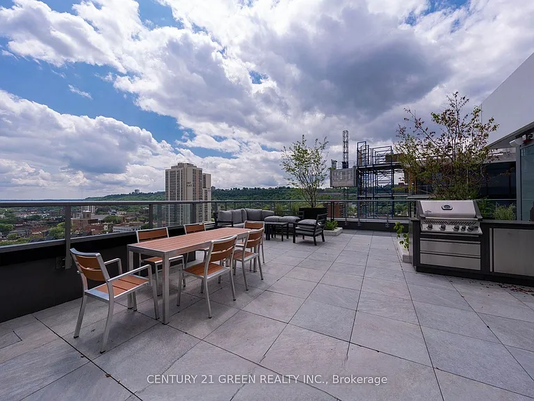 212 King William St #720 — Photo 24