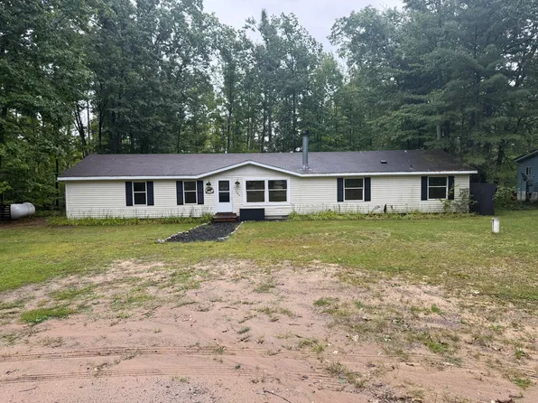 11584 Sherwood Dr, Frederic, MI 49733