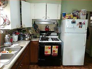 2nd image of 1017 Brunswick St