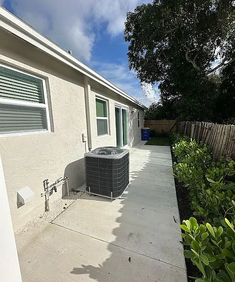 3166 SE Garden St — Photo 11