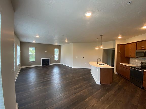 Living Room / Dining Room / Kitchen