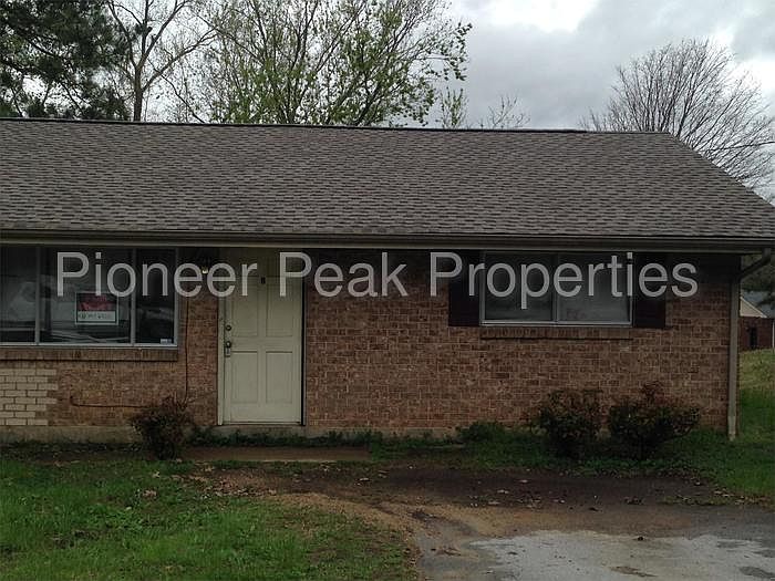 1st image of 7841 Basswood Ln