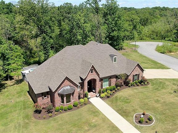 2nd image of 1449 Le Chesnay Dr