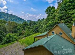 600 Charisma Dr, Marshall, NC 28753