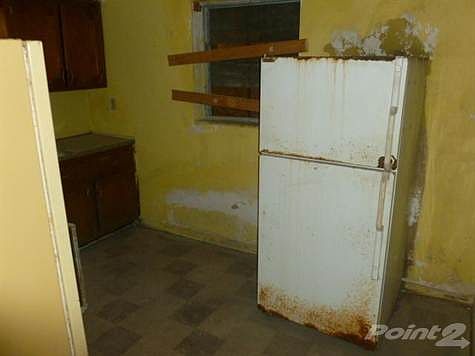 3rd image of 6410 SW 57th Ct