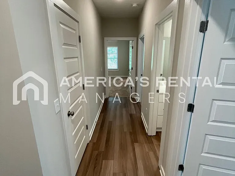 2132 Ellsworth Loop Rd — Photo 13