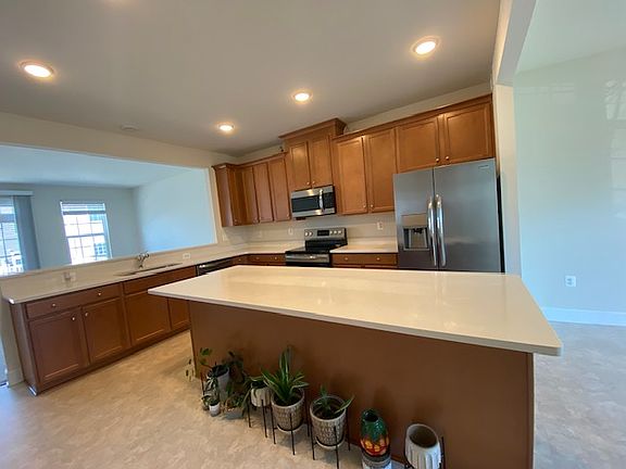 5th image of 10726 Shadewell Spring Way