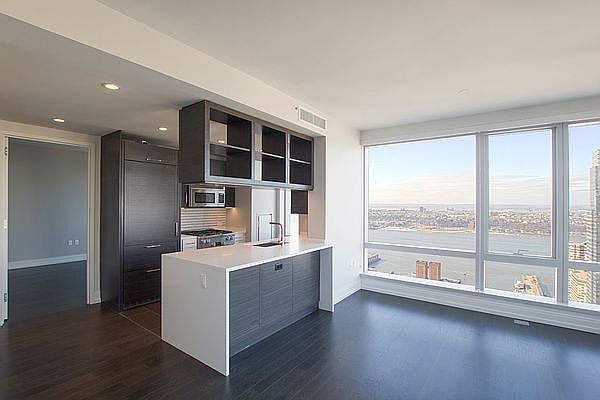 1st image of 555 10th Ave APT 54B
