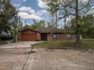 12 Pin Oak Cir, Orange, TX 77630