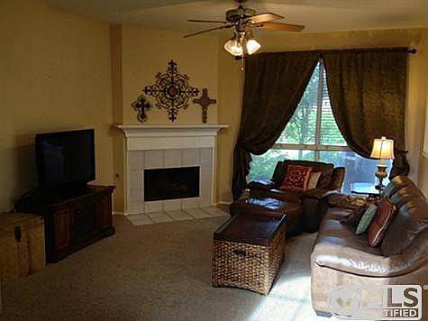 3rd image of 2917 Dunbar Dr