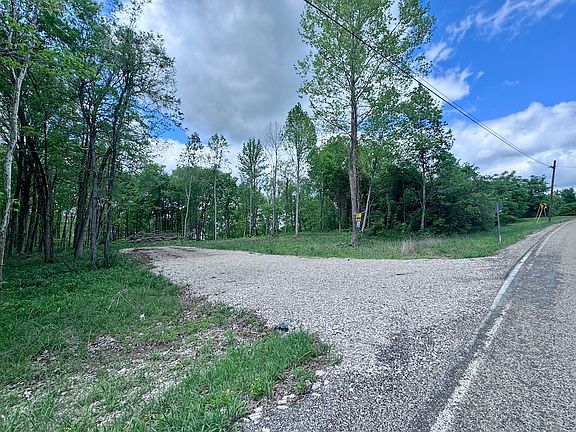 5th image of 3 E State Rd #237