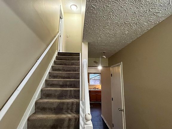 2nd image of 3460 Oak Bend Blvd