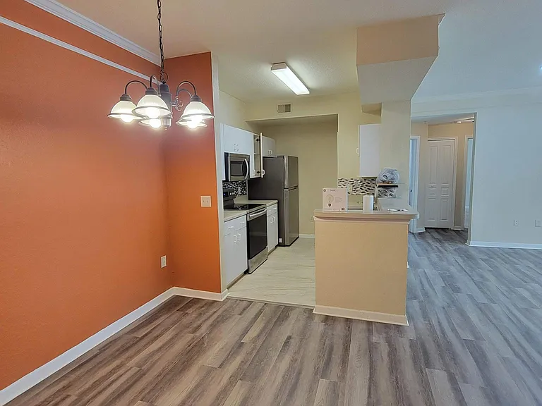 Open Breakfast Nook & Kitchen