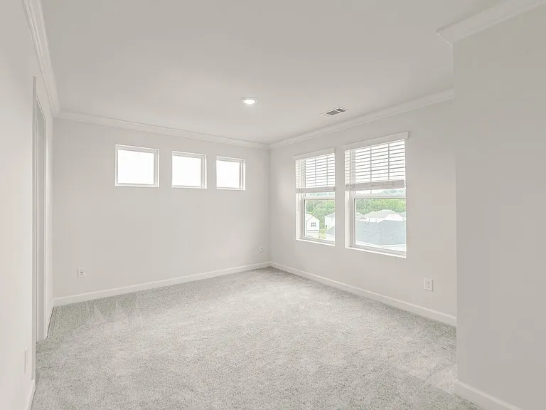 7136 Bryce Ave — Photo 15