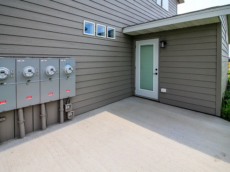 600 & 620 W Samantha St #620-4 — Photo 28