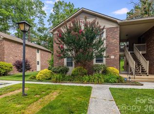 1325 4th Ave W APT C, Hendersonville, NC 28739