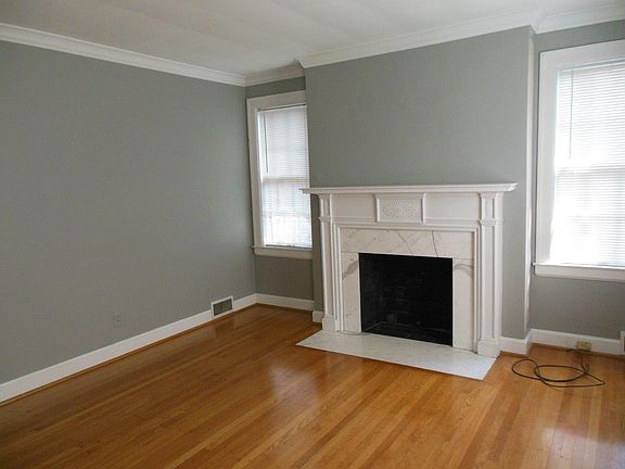 4th image of 2421 Boulevard Napoleon #1