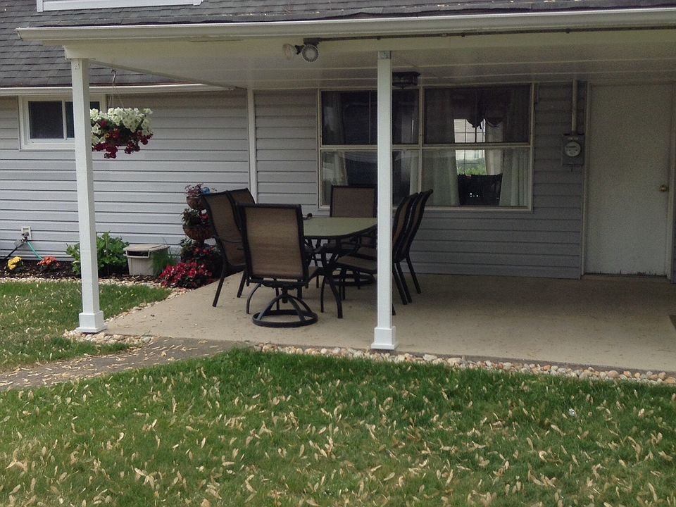 2nd image of 75 Plumtree Rd