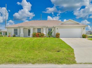29 NE 23rd Ter, Cape Coral, FL 33909