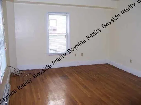 35 Inman St APT 2, Cambridge, MA 02139