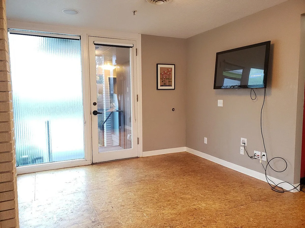 3 bed, 2.0 bath, $1,650 — Photo 3