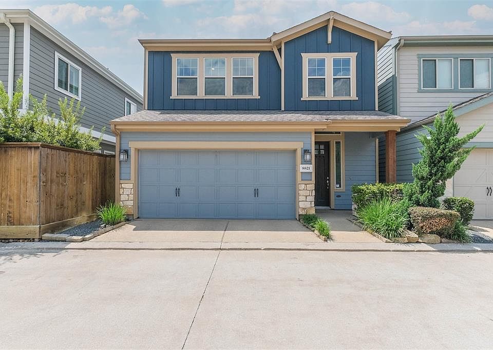 Welcome home! 8821 Narrow Leaf is a charming David Weekly model with open floor plan and no carpet!