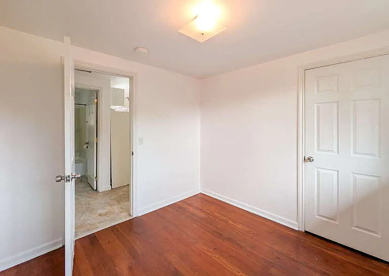 529 Madison St #2 — Photo 7