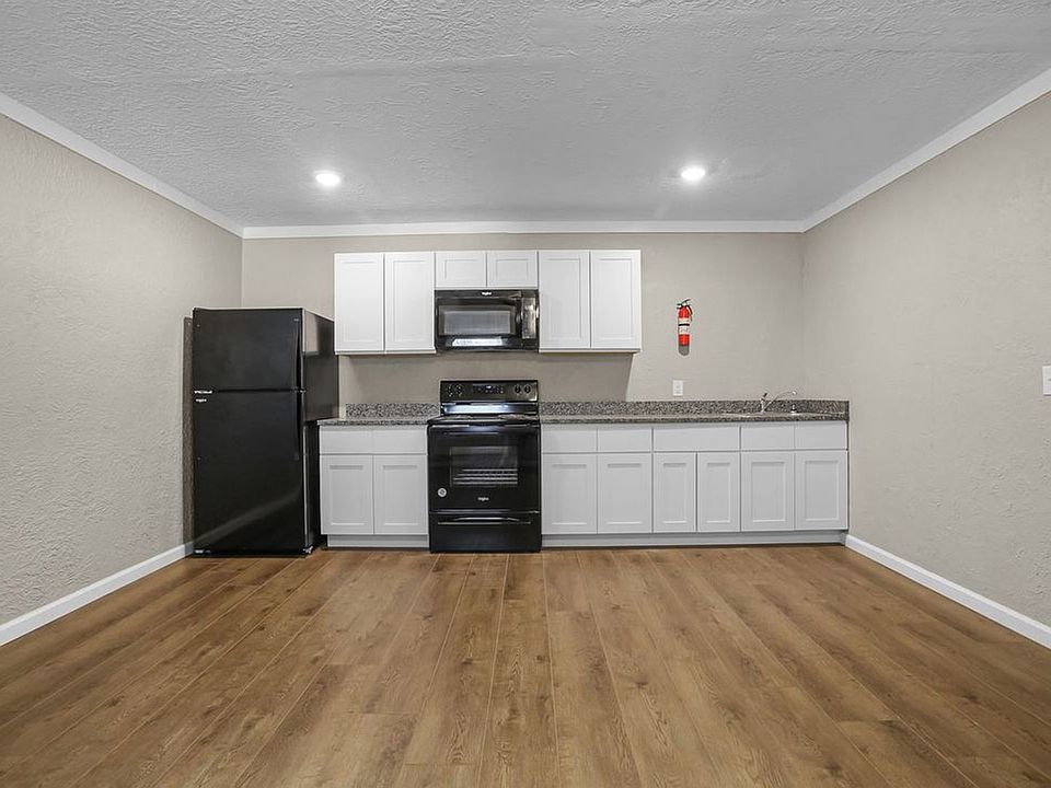 2nd image of 7036 Raider Rd #1104