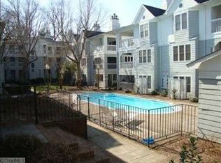 220 Oakwood Ct, Winston Salem, NC 27103