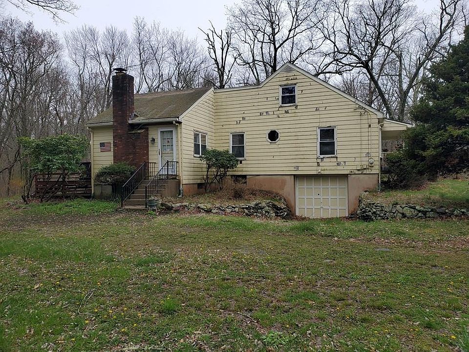 2nd image of 483 Tremont St