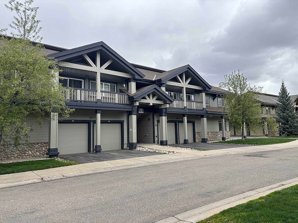 1st image of 3365 Columbine Dr Unit 407