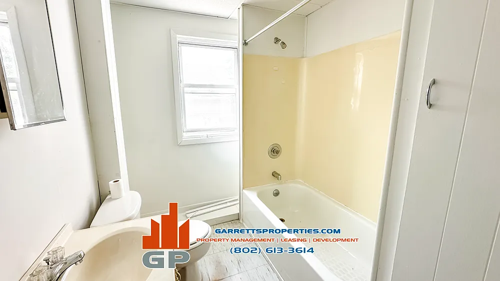 15 Brook Street - 3 — Photo 4
