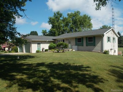2671 Porcupine Trl, Lapeer, MI, 48446