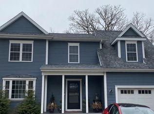 85 Charlestown Ave, Warwick, RI 02889