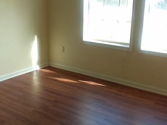 2nd image of 3343 NW 34th Ave