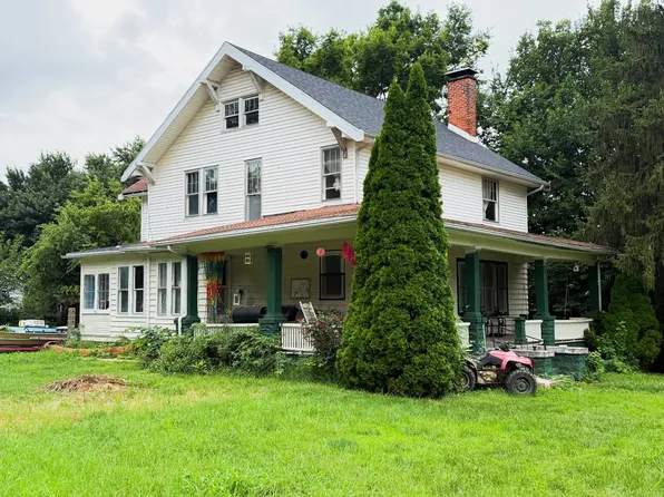 303 W Washington St, Griggsville, IL 62340