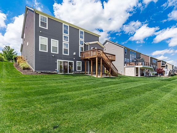 4th image of 10340 Hazelnut Dr