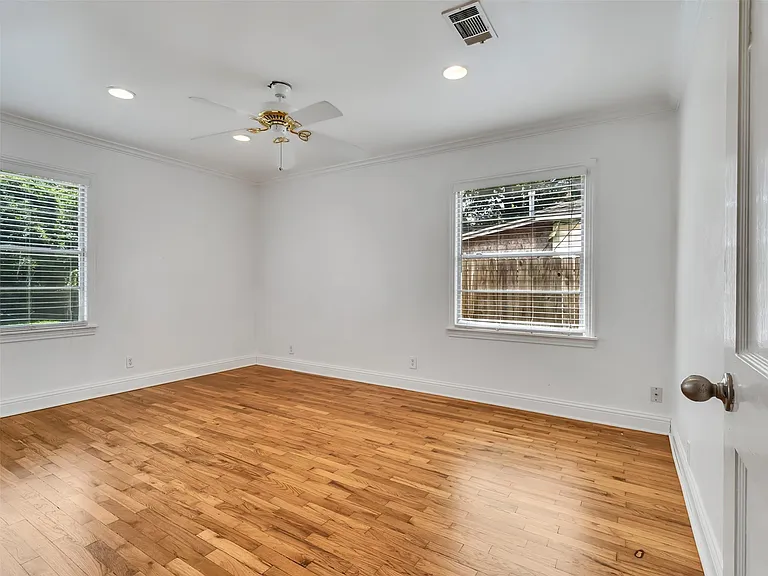 1502 Aldrich St — Photo 15