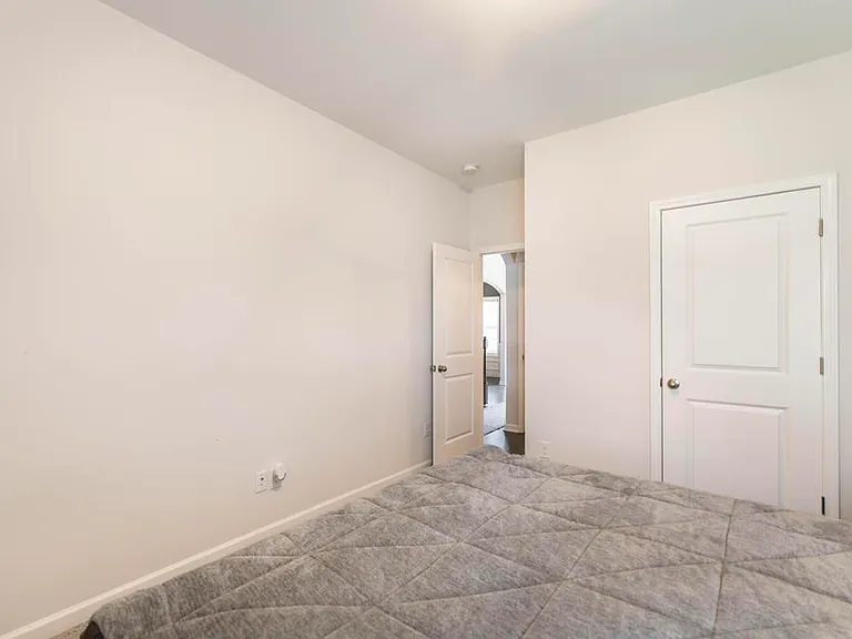 105 Pearl Moss Ln — Photo 20