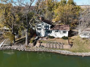 6 Edgewater Rd, Slayton, MN 56172