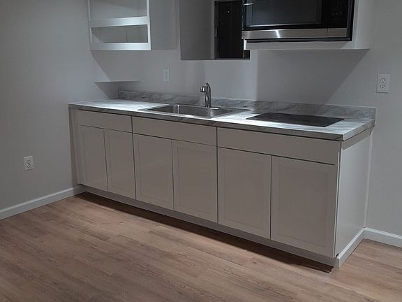 5th image of 506 N 13th St #B