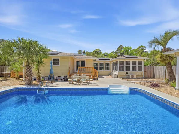 203 Bradley Dr, Fort Walton Beach, FL 32547