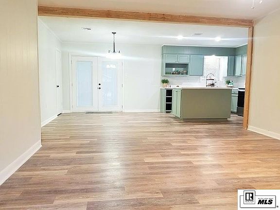 4th image of 107 Brooks Ln