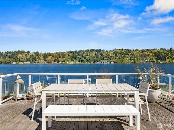 5th image of 2850 W Lake Sammamish Parkway NE