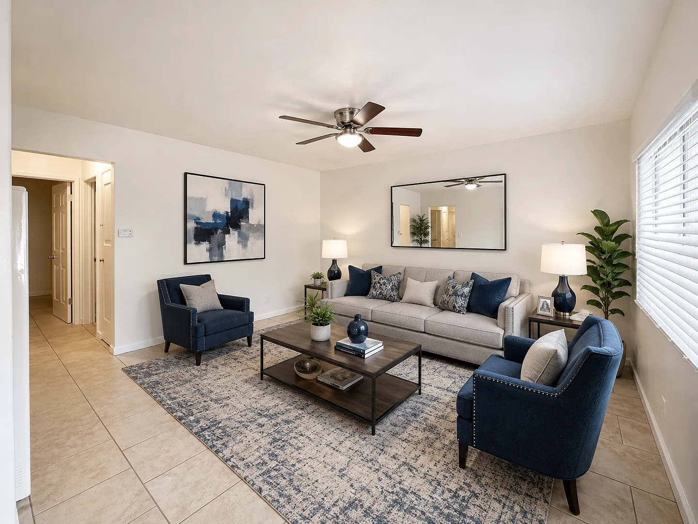 LB0767 Freeman — Photo 1