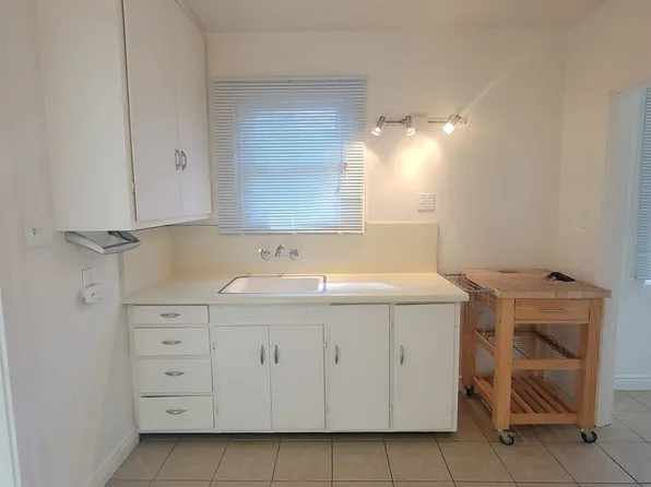 415 & 417 Kentucky Street, 415 & 417 N Kentucky St #417A, Petaluma, CA 94952