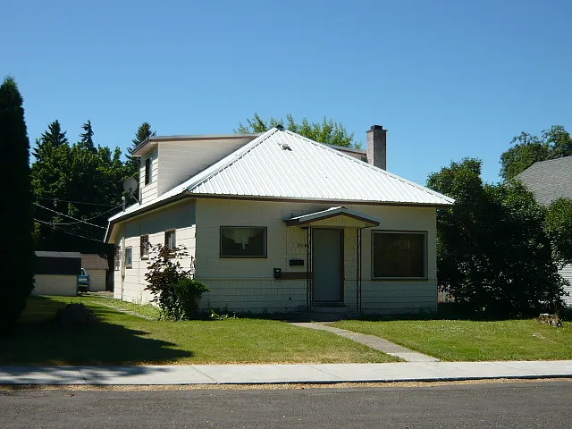 306 W 9th Ave